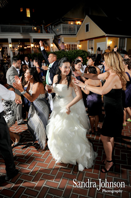 Best The Courtyard at Lake Lucerne Wedding photographer - Sandra Johnson (SJFoto.com)
